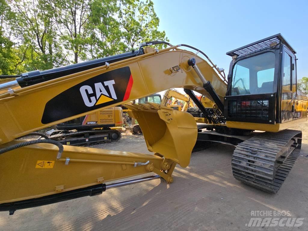 CAT 320D2 Гусеничные экскаваторы