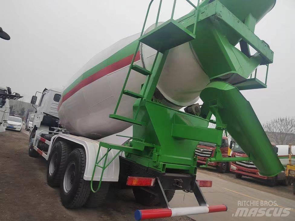 Shacman F3000 6X4 Автобетоносмесители