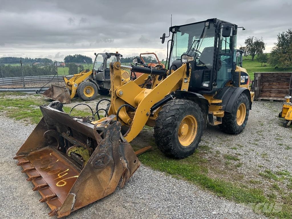 CAT 908M Radlader Фронтальные погрузчики
