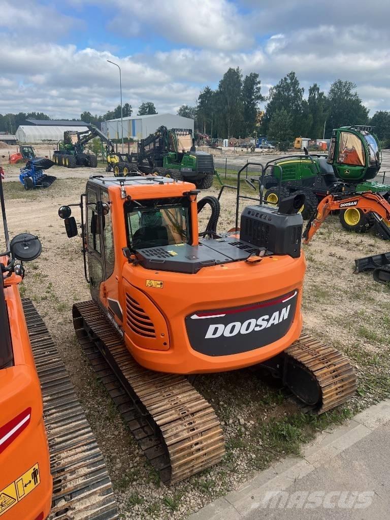 Doosan DX 140 LCR-7 Гусеничные экскаваторы