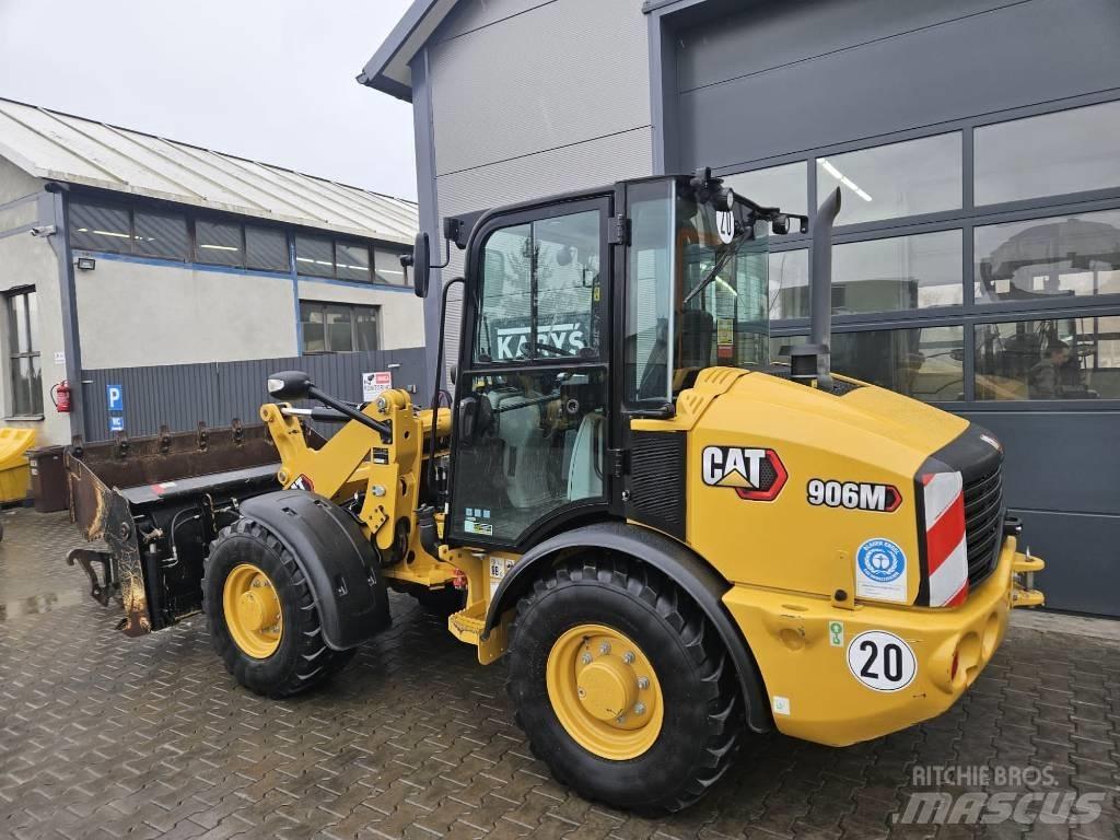 CAT 906M Фронтальные погрузчики