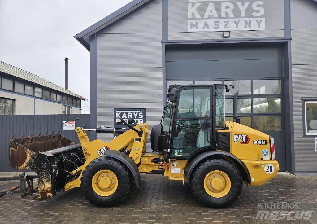CAT 906M Фронтальные погрузчики