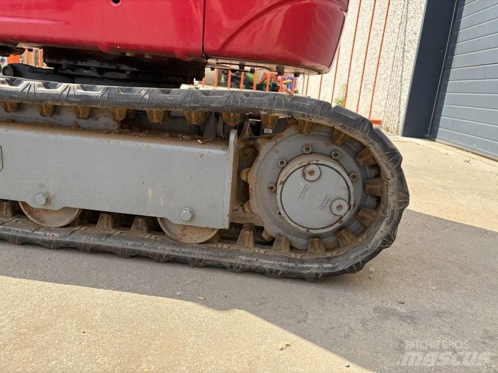Takeuchi TB 210 R Мини-экскаваторы