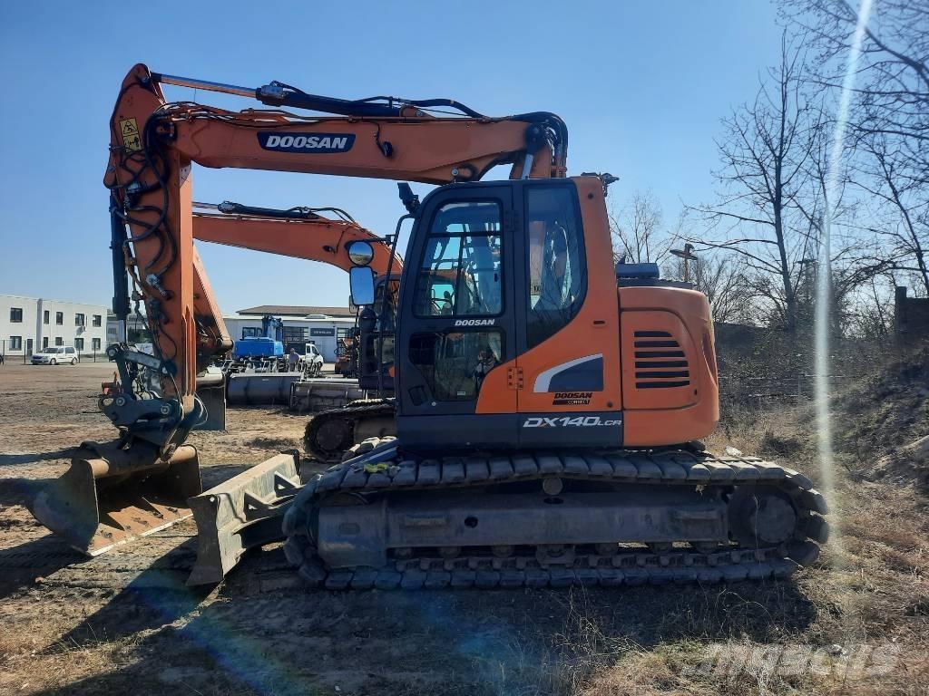 Doosan DX140LCR-5 Гусеничные экскаваторы