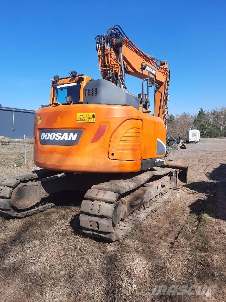 Doosan DX140LCR-5 Гусеничные экскаваторы