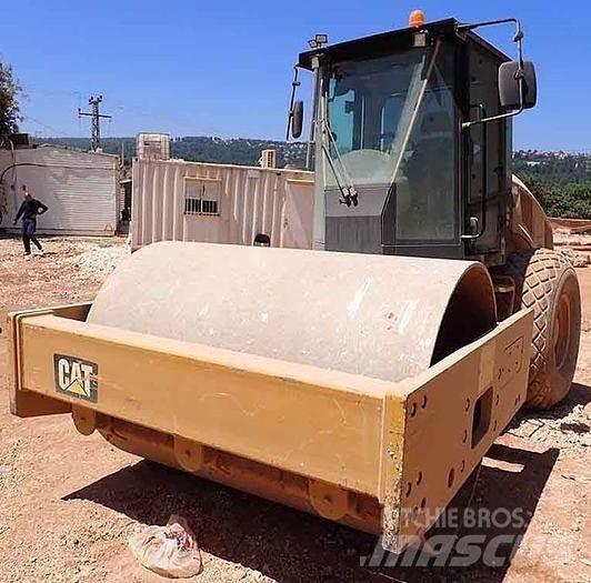 CAT CS64B Виброплиты и вибротрамбовки