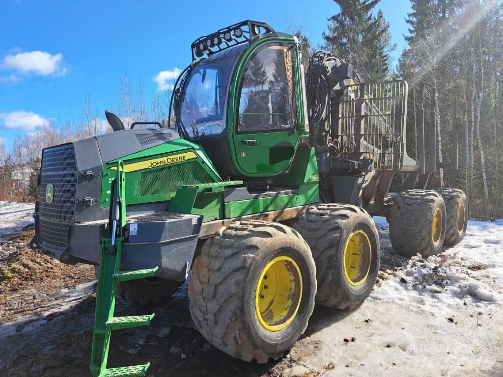 John Deere 1010G Форвардеры