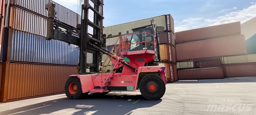 Terex FDC 25K Ричстакеры