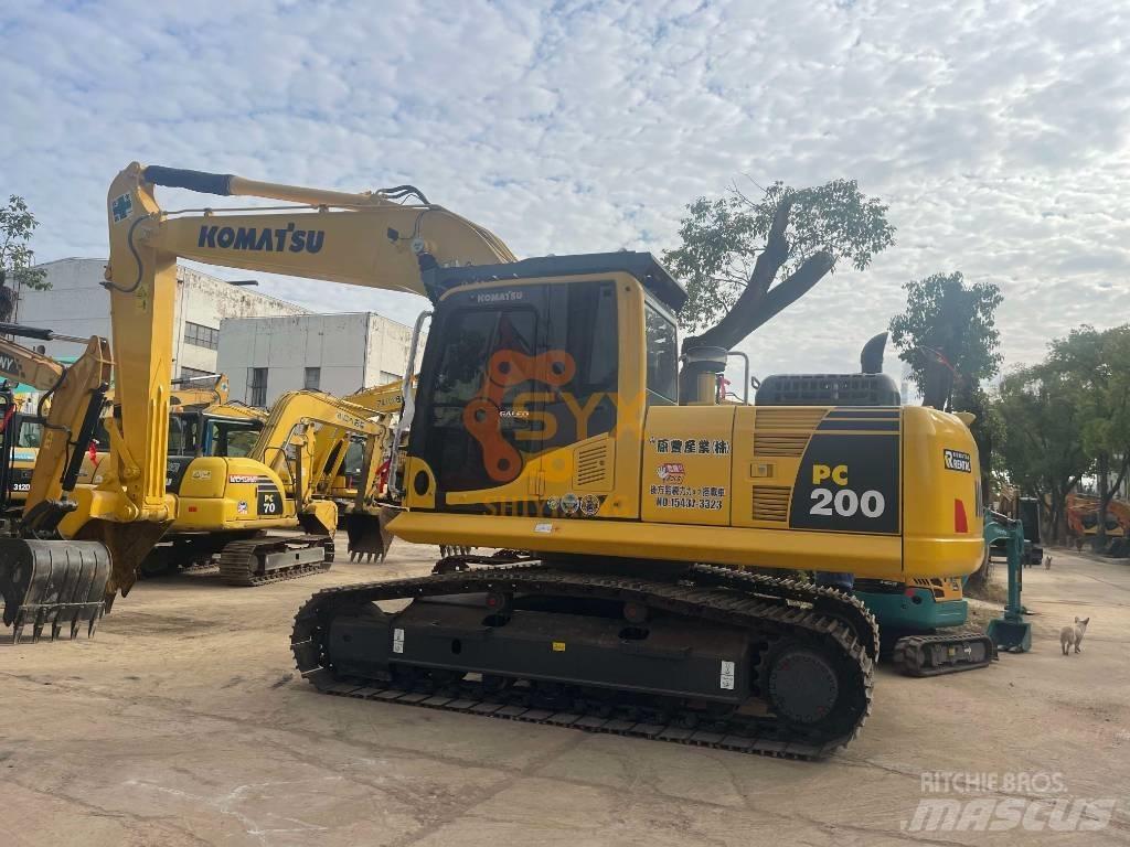 Komatsu PC 200-8 Гусеничные экскаваторы