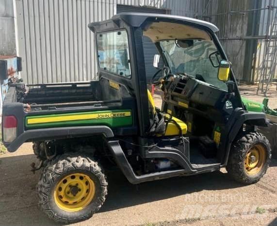 John Deere XUV865M Квадроциклы