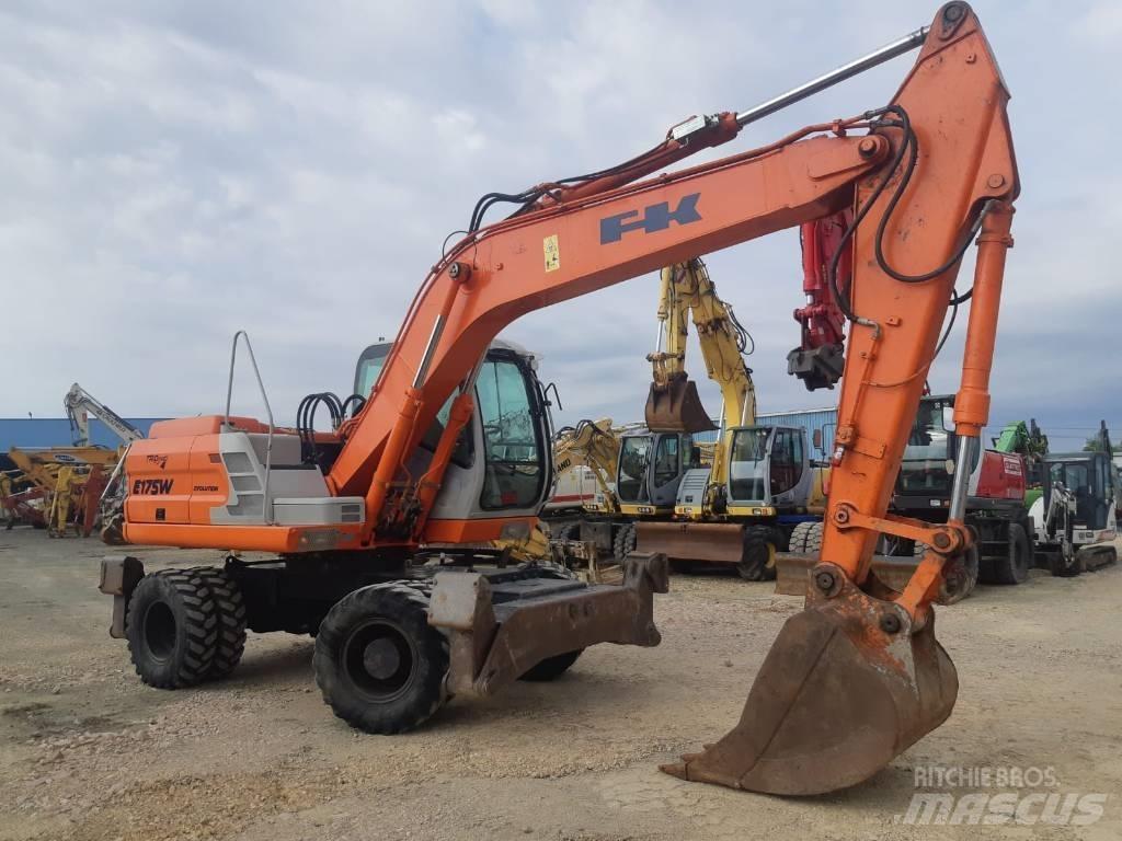 Fiat-Kobelco E175W Колёсные экскаваторы
