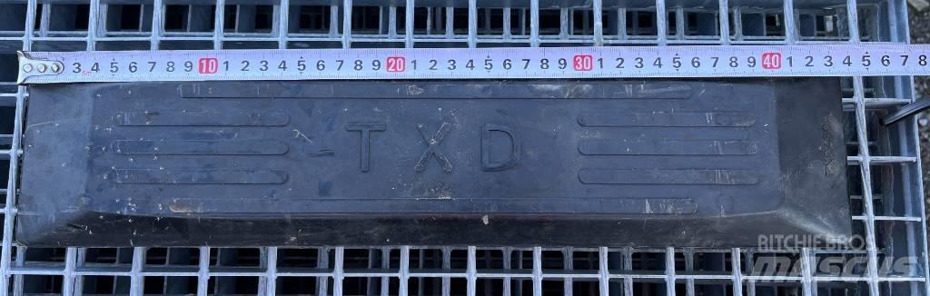  TXD 450A Гусеницы и цепи