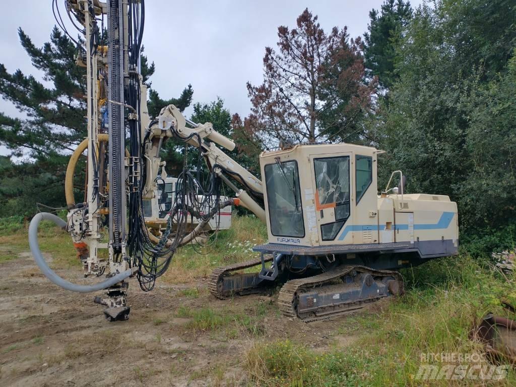 Furukawa HCR 900 ED Гусеничные буровые установки