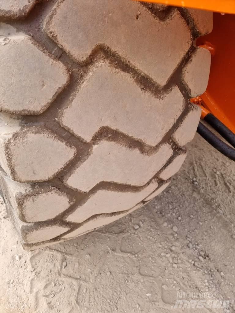 Doosan DL 300-3 Фронтальные погрузчики