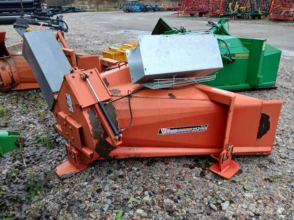 Esko 252 Снегоуборщики
