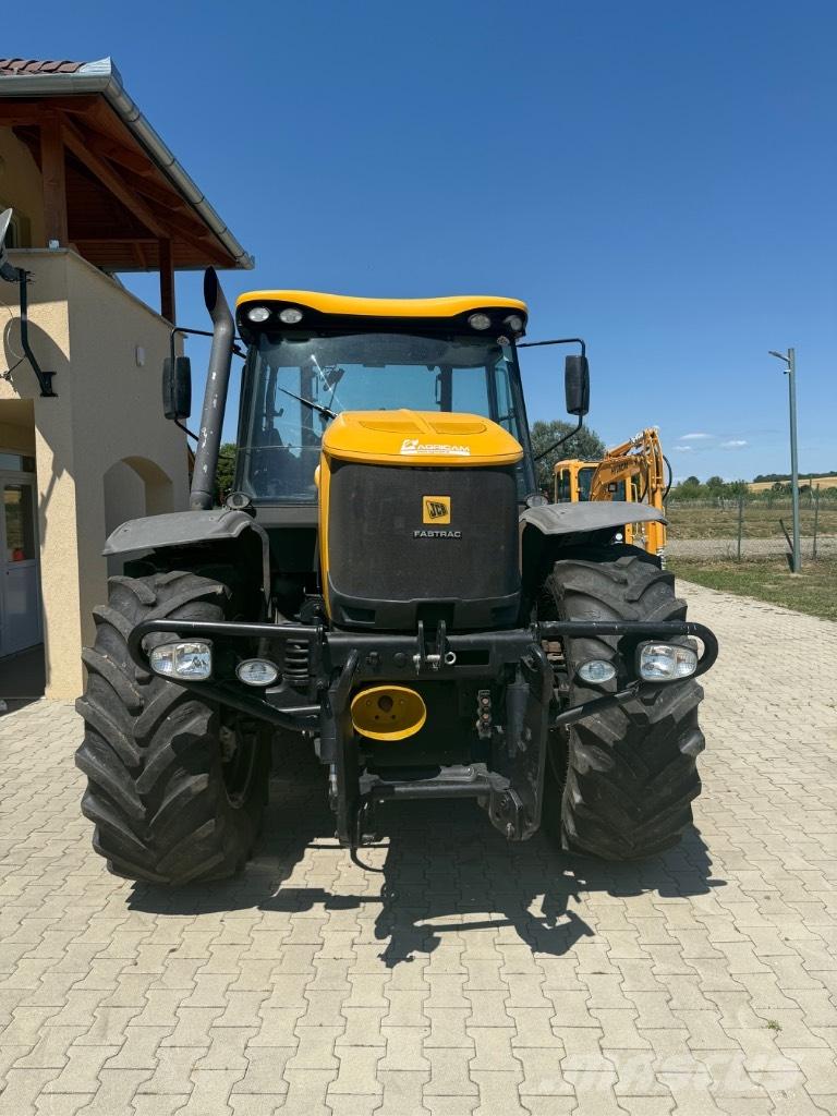 JCB JCB Fastrack3230 Трактора