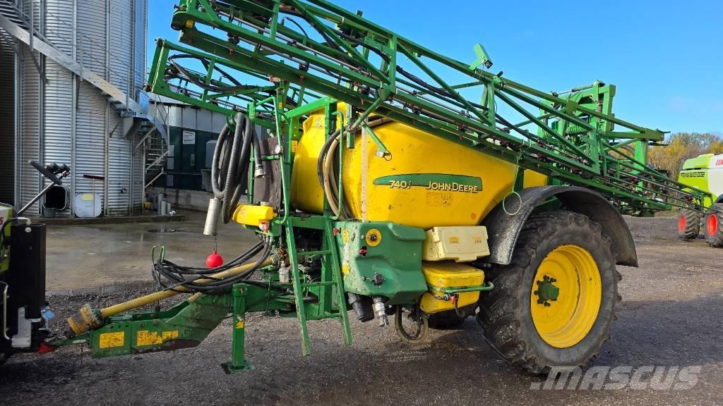 John Deere 740 i Прицепные опрыскиватели