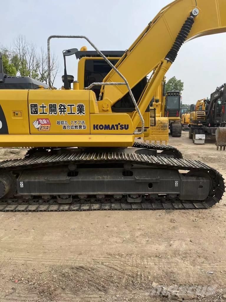 Komatsu PC 200-8 Гусеничные экскаваторы