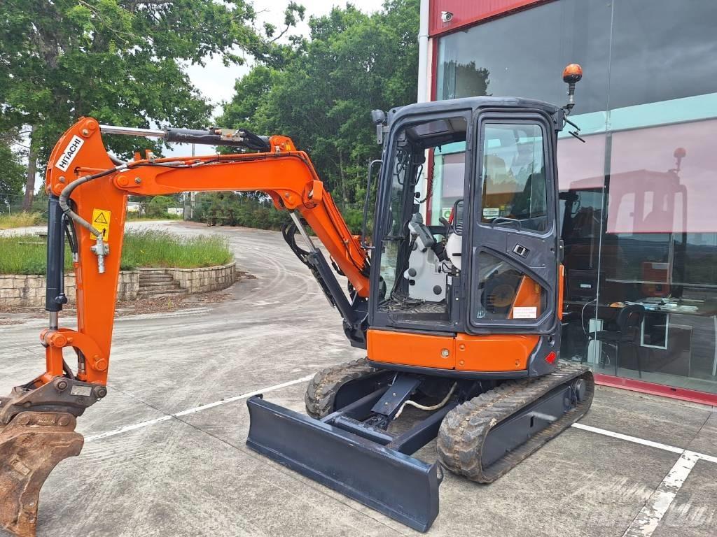 Hitachi ZX33-5A Мини-экскаваторы
