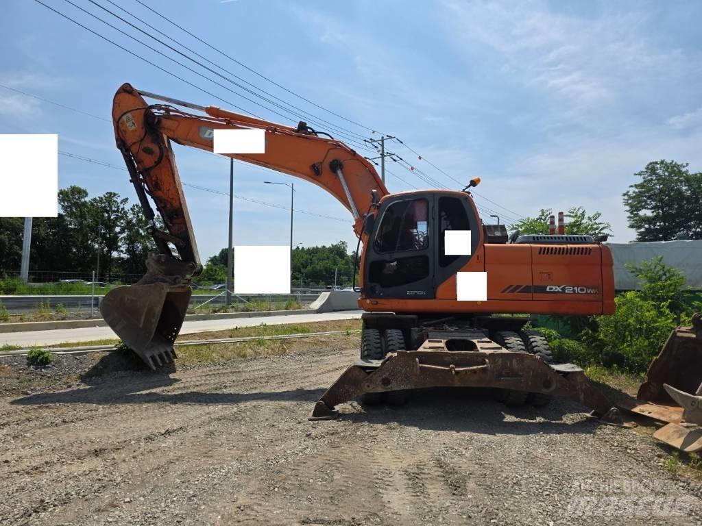 Doosan DX 210 W Колёсные экскаваторы
