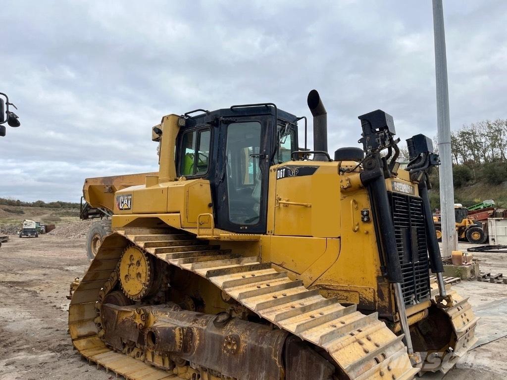 CAT D 6 T LGP Гусеничные бульдозеры