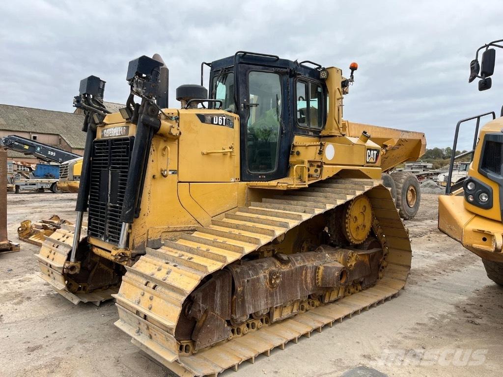 CAT D 6 T LGP Гусеничные бульдозеры