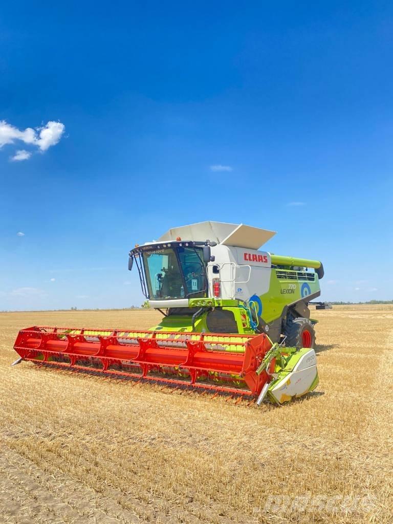 CLAAS Lexion 770 TT Зерноуборочные комбайны