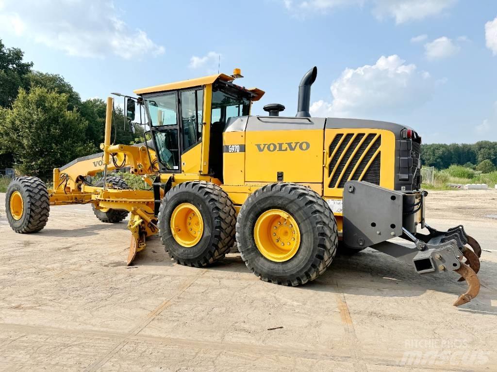 Volvo G970 + RIPPER Грейдеры
