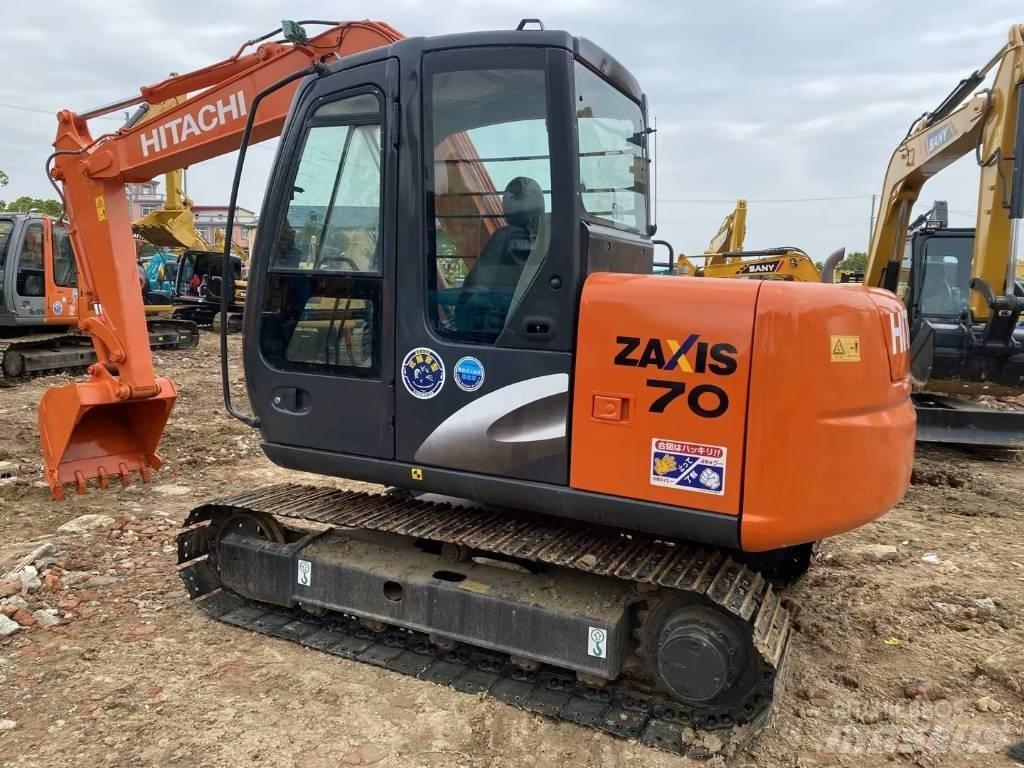 Hitachi ZX 70 Гусеничные экскаваторы
