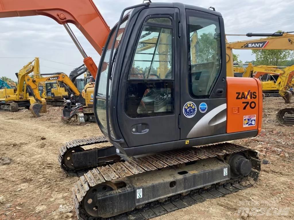 Hitachi ZX 70 Гусеничные экскаваторы