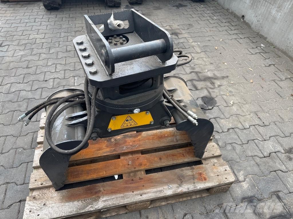 Mustang GRP 150 CH Грейферы
