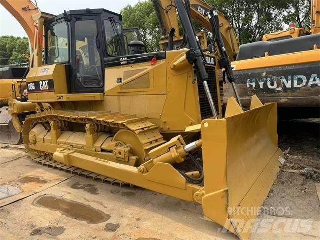 CAT D 6 G Гусеничные бульдозеры