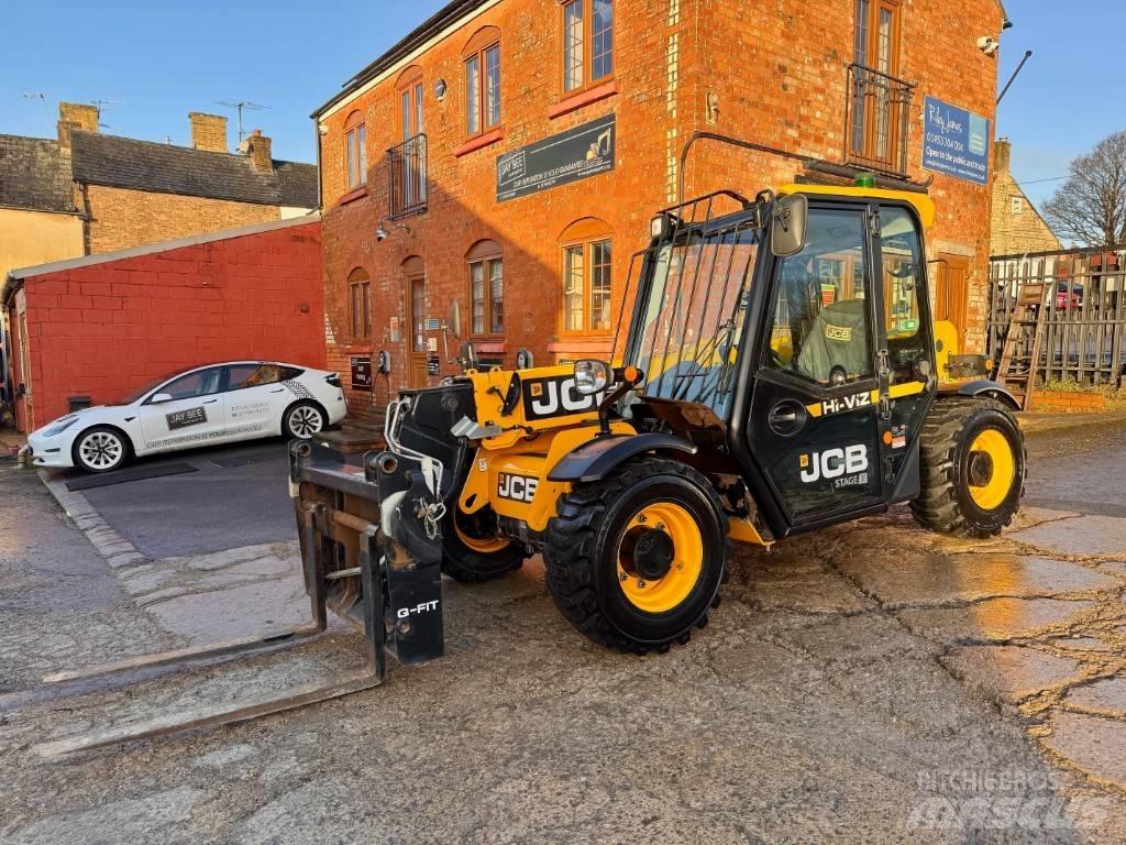 JCB 525-60 Телескопические погрузчики