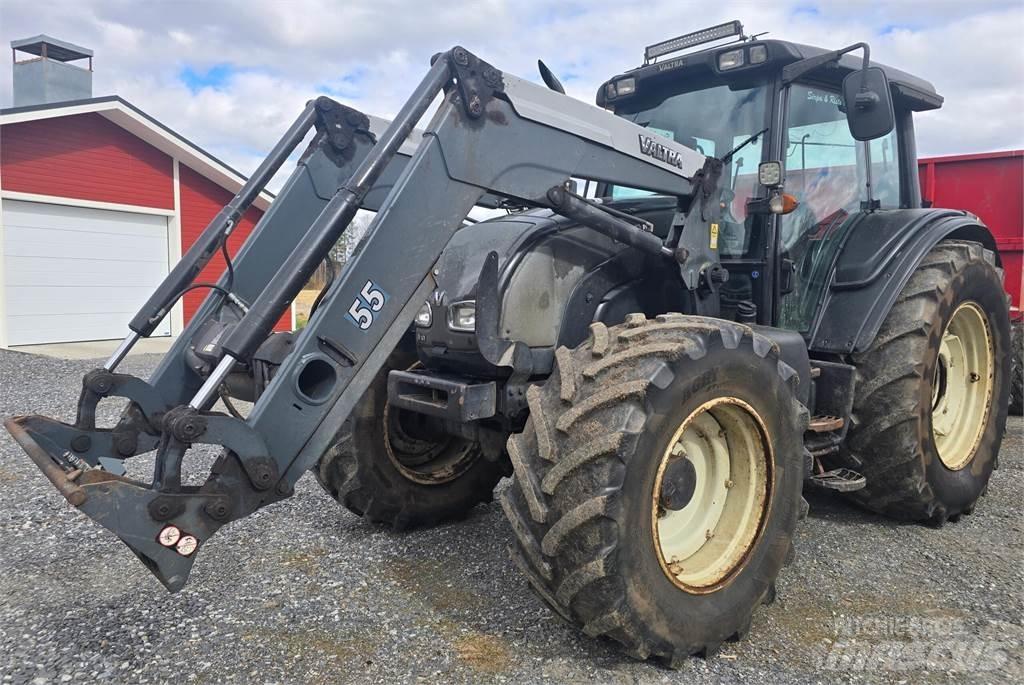 Valtra N141 HiTech Трактора