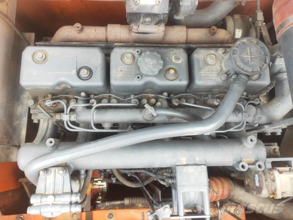 Doosan DX260LC Гусеничные экскаваторы