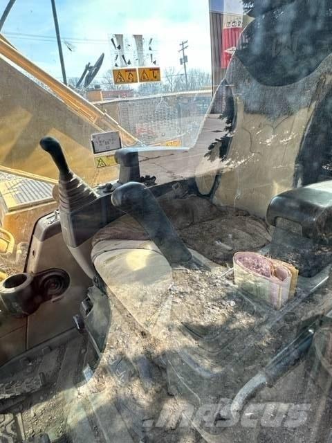 CAT 320 C L Гусеничные экскаваторы