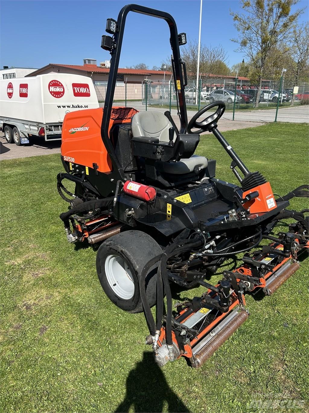 Jacobsen SLF530 Косилки фарватера