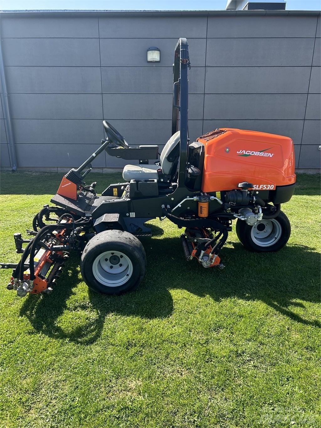 Jacobsen SLF530 Косилки фарватера