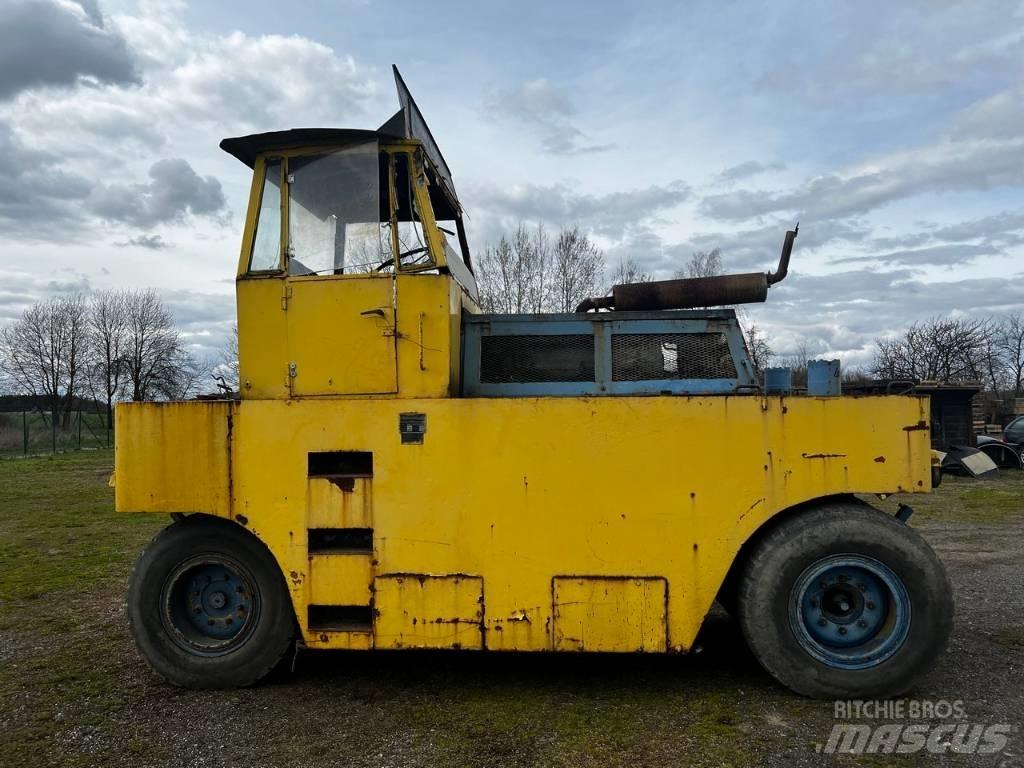 Hamm GRW 10 Пневматические катки
