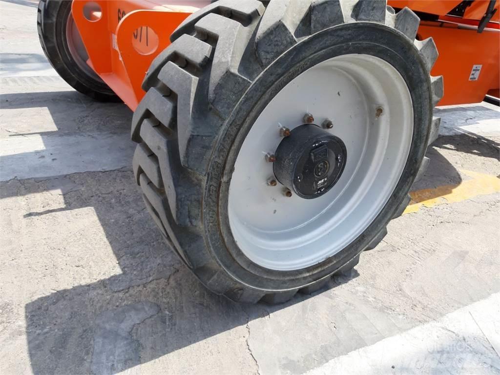 JLG 600AJ Коленчатые подъемники