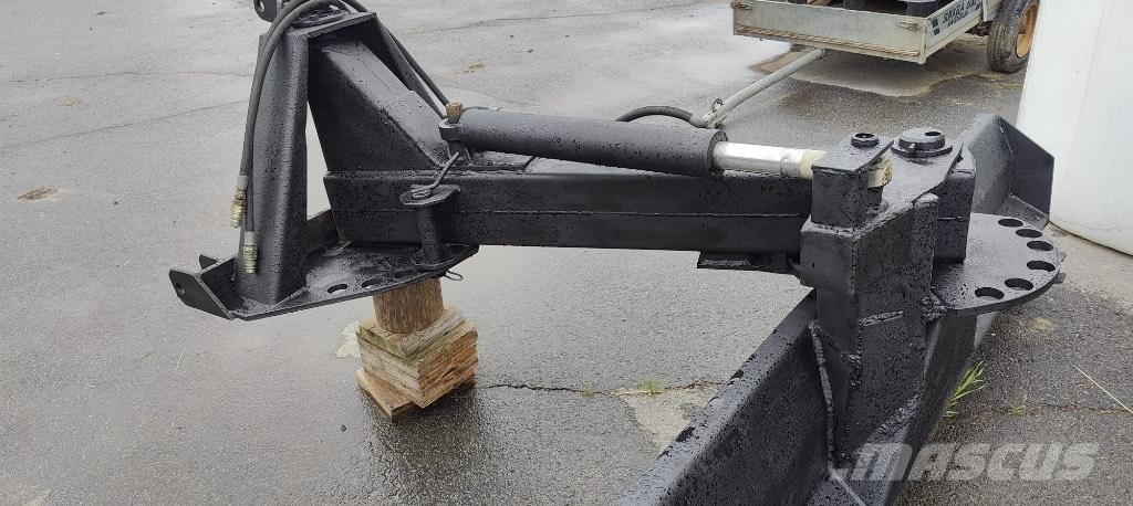 Esko 250 H Снегоуборочные скребки