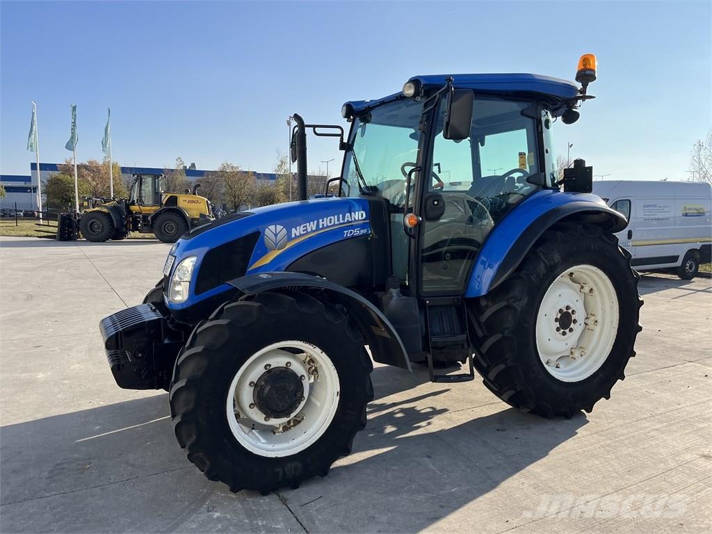 New Holland TD 5.95 Трактора