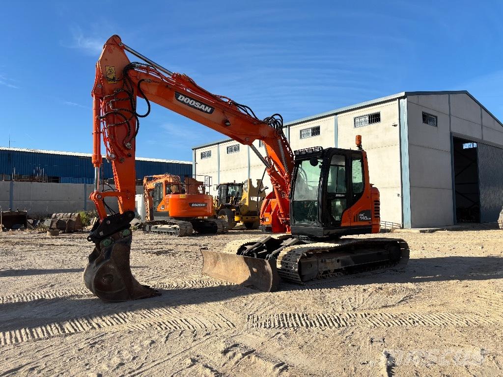 Doosan DX 140 LCR-3 Гусеничные экскаваторы