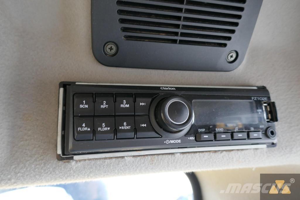 CAT 320FL Гусеничные экскаваторы