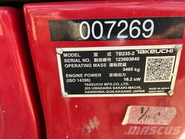 Takeuchi TB235 Мини-экскаваторы