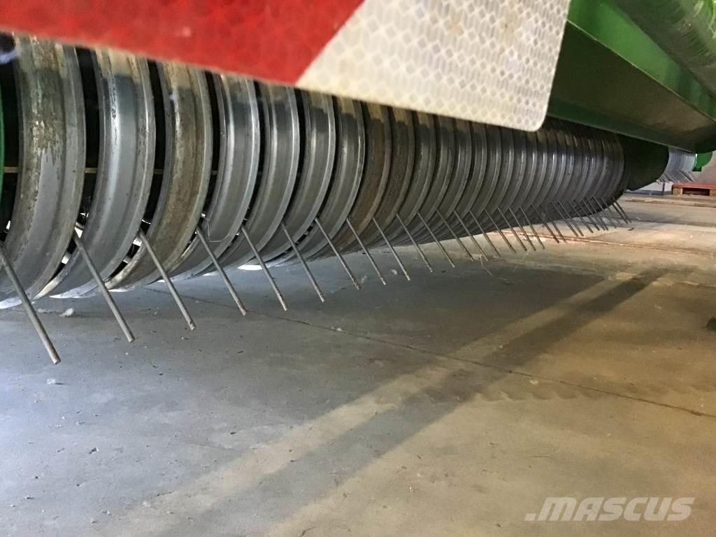 John Deere V461M Рулонные пресс-подборщики