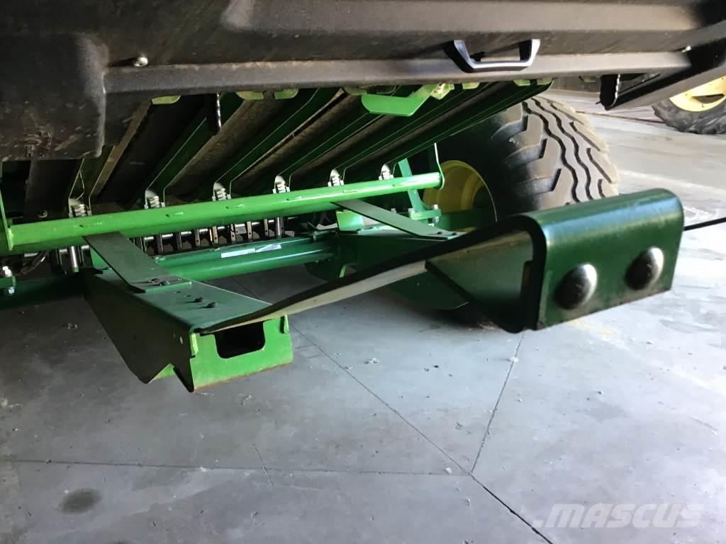 John Deere V461M Рулонные пресс-подборщики
