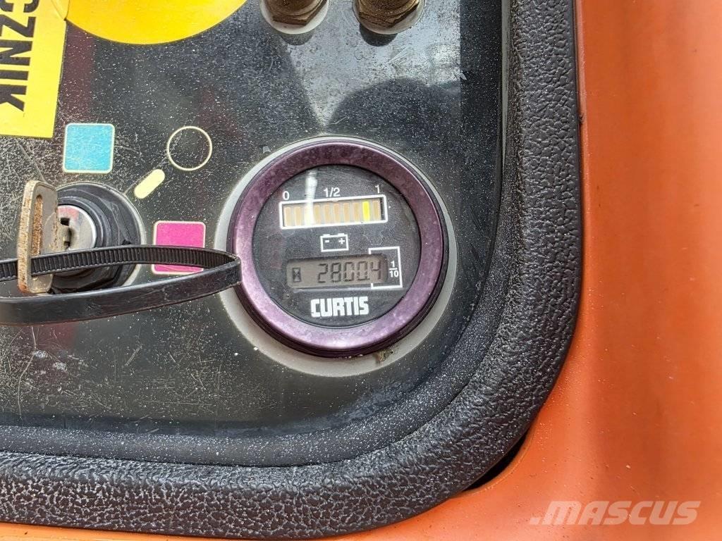 JLG 300 AJP Коленчатые подъемники