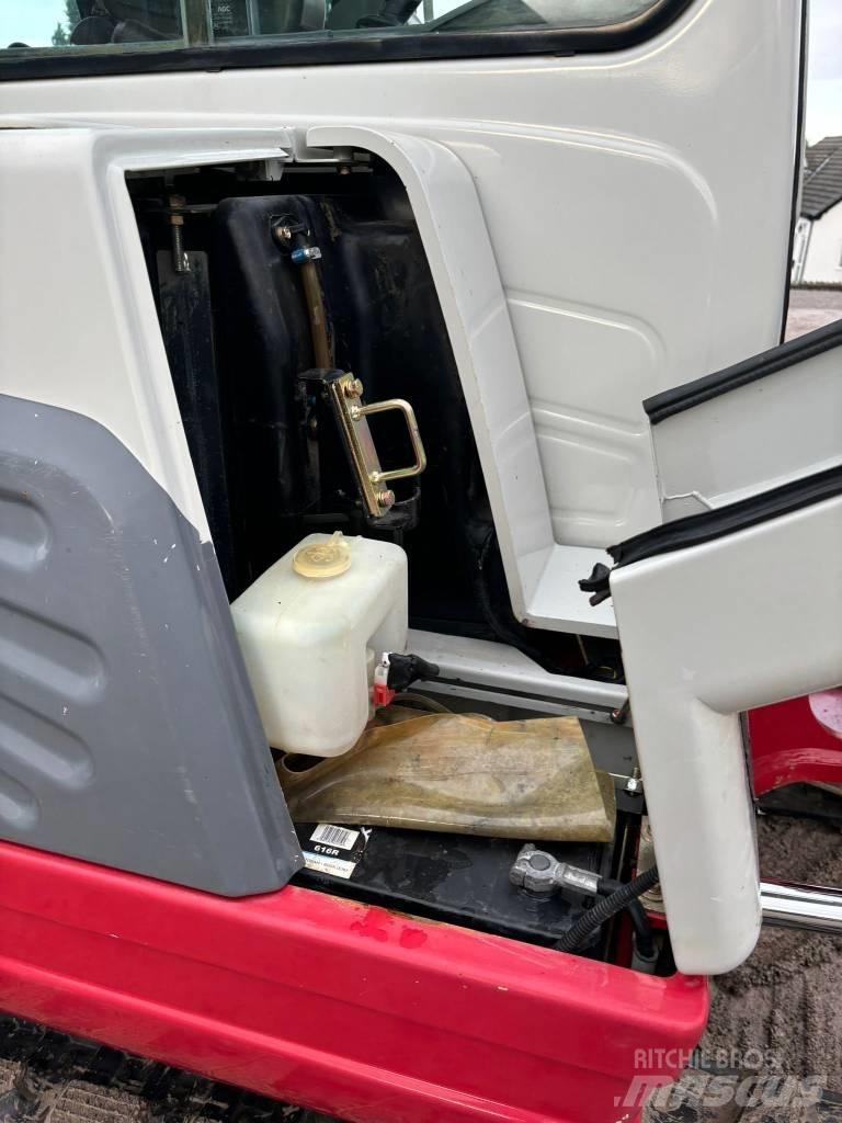 Takeuchi TB 250 Мини-экскаваторы