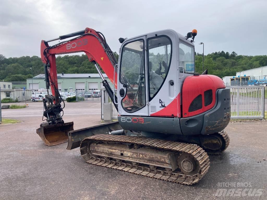 Neuson 8003 Малые экскаваторы 7т-12т